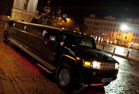 Black Hummer H2 Derby Limousine | Derby Limo Hire