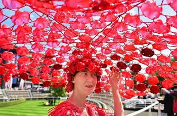 Stafford Royal Ascot Limo Hire Stafford Royal Ascot Limo Hire