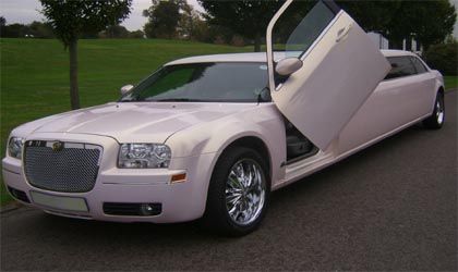 Baby Bentley Chrysler 300 Limo