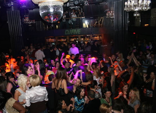 Bedford Nightclub Limo Hire Bedford Nightclub Limo Hire