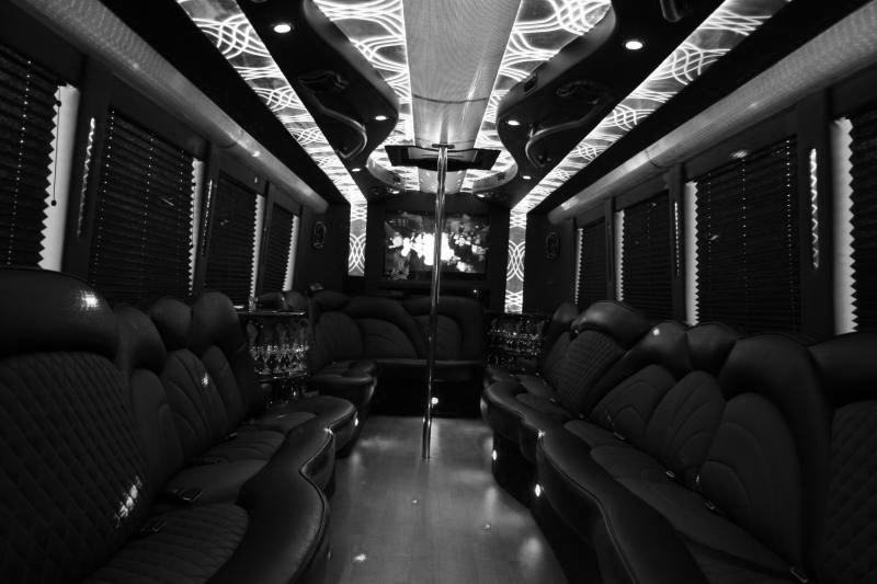 Daventry Party Bus Limo Hire Daventry Party Bus Limo Hire