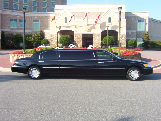 Flitwick Black Limo Hire