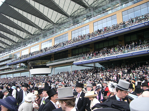 Loughborough Royal Ascot Limo Hire