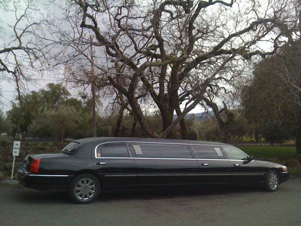 Luton Black Limo Hire Luton Black Limo Hire