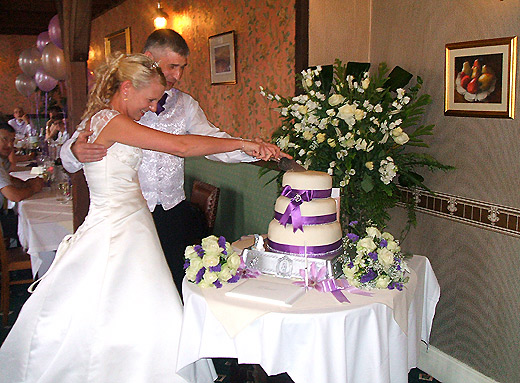 Luton Wedding Limo Hire