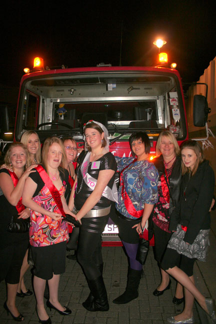 Milton Keynes Hen Night Limo Hire