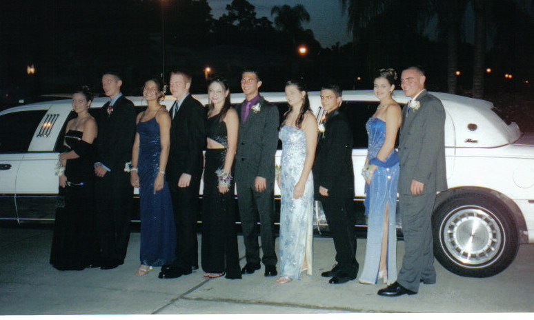 Nuneaton School Prom Limo Hire Nuneaton School Prom Limo Hire