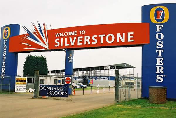 Limo Hire Silverstone F1 Limo Hire Silverstone F1