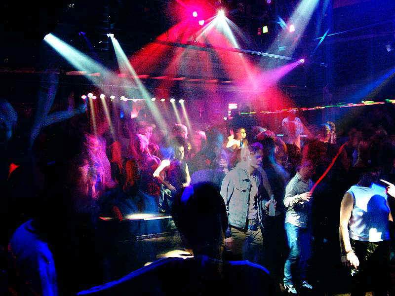 Tamworth Nightclub Limo Hire