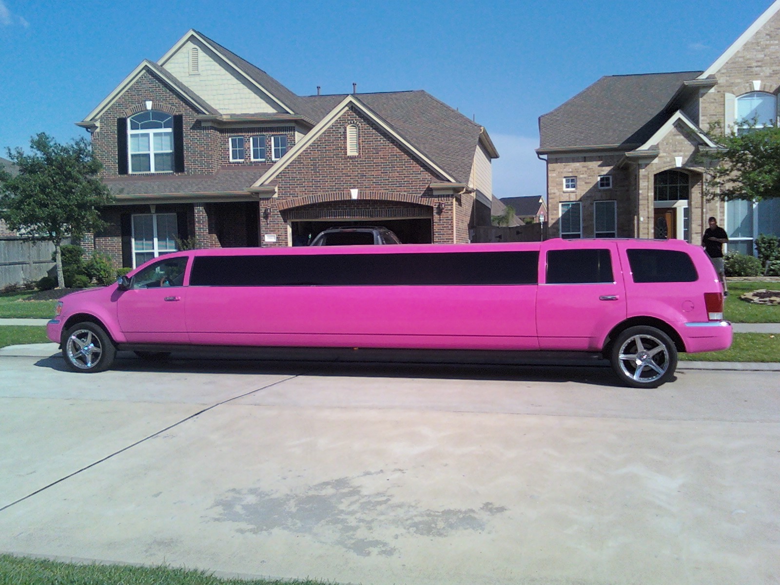 Tamworth Pink Limo Hire