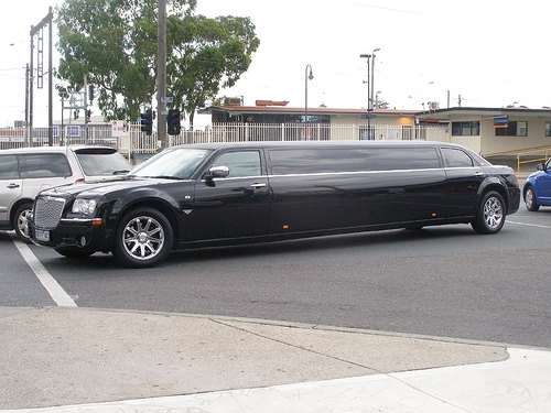 Tamworth School Prom Limo Hire