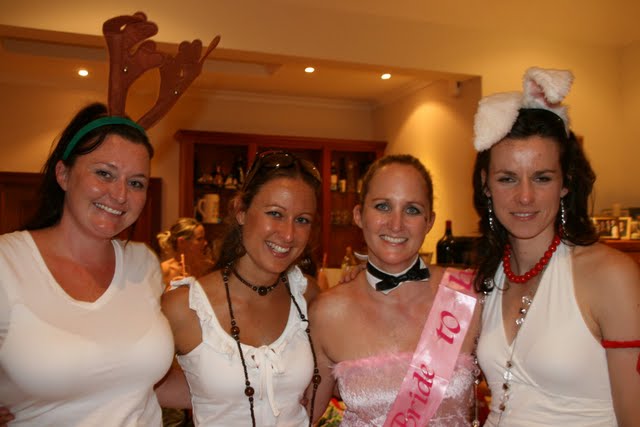 Wellingborough Hen Night Limo Hire Wellingborough Hen Night Limo Hire