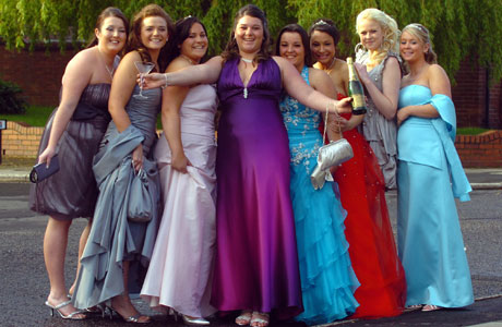 Wellingborough School Prom Limo Hire