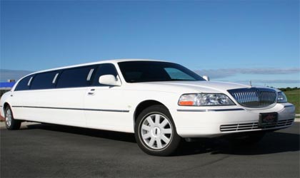 Lincoln Town Car limo