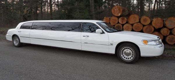 Lincoln Town Car limo hire