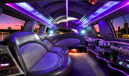 Lincoln Town Car limo Hire